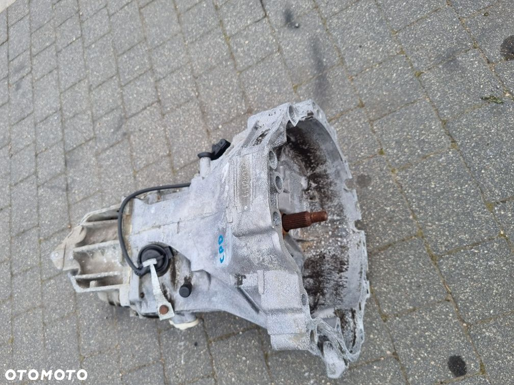 vw passat b5 audi a4 b5 skoda superb 1.8 benzyna skrzynia biegów  CPD - 3