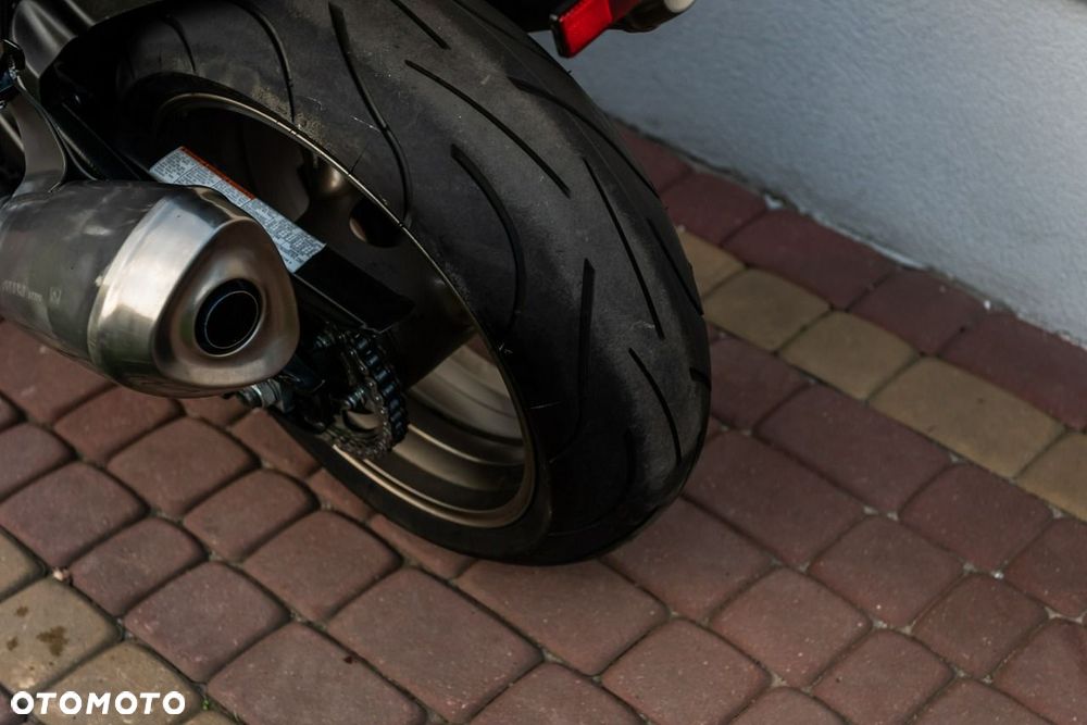 Suzuki GSX-R - 9