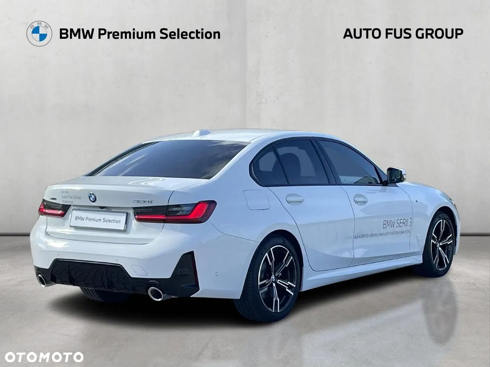 BMW Seria 3 320i M Sport - 4