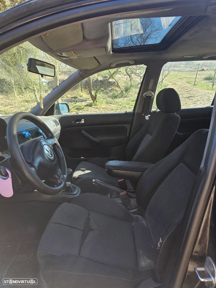 VW Golf 1.9 TDi Highline - 5