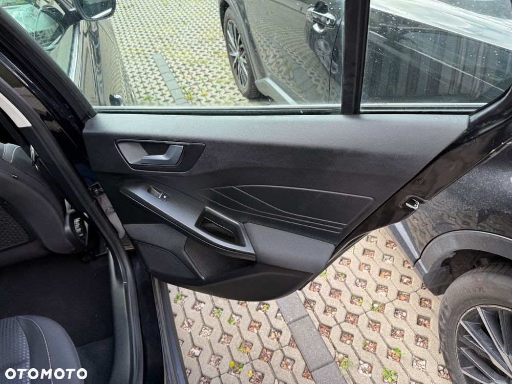 Ford Focus 1.5 EcoBlue Start-Stopp-System TITANIUM - 17
