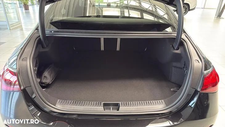 Mercedes-Benz E 200 MHEV 4MATIC Aut. - 17
