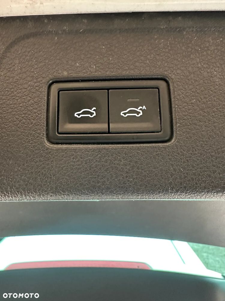 Volkswagen Passat - 16