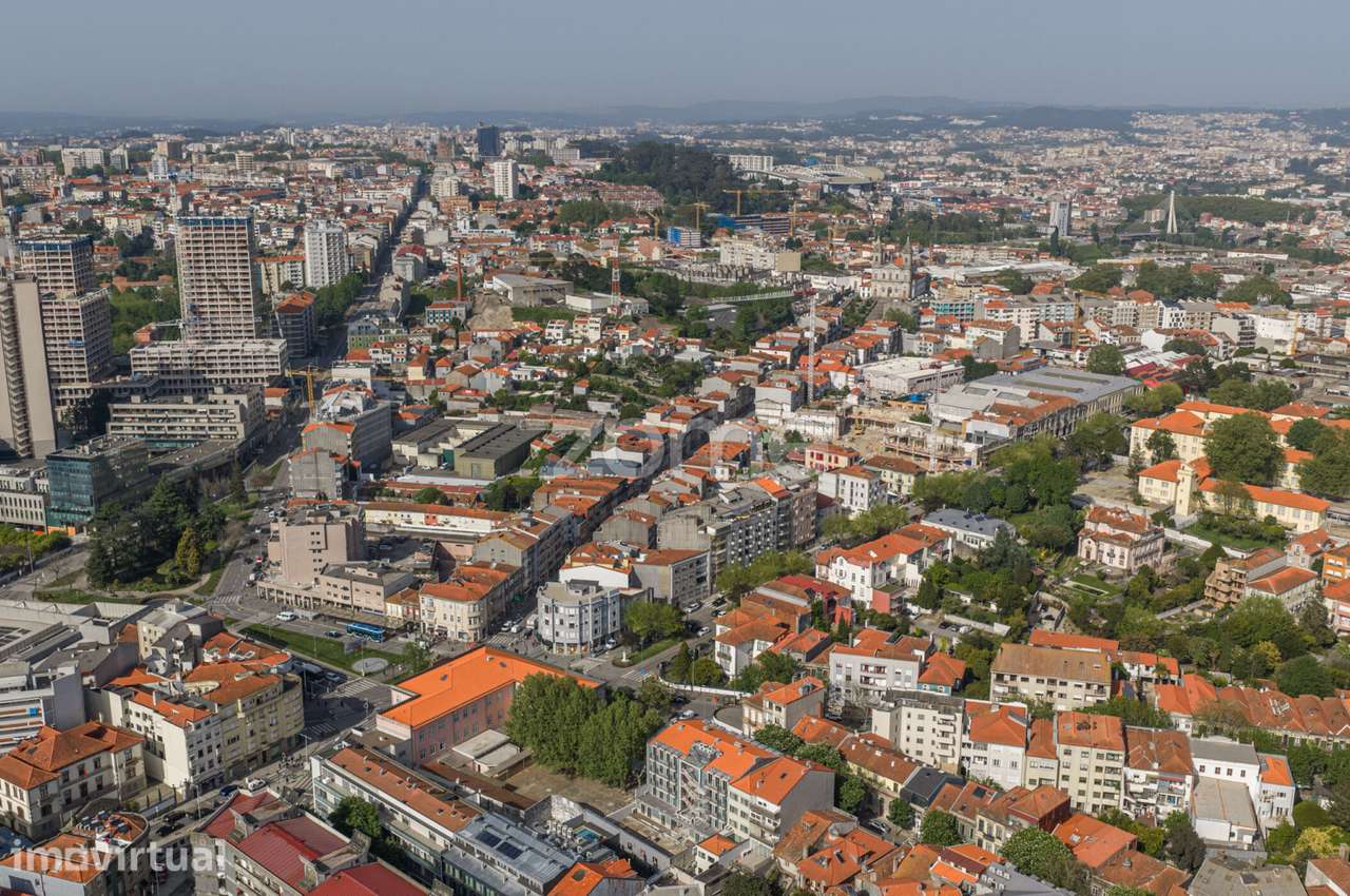 Apartamento T2 + T1 + T0 de luxo com Jardim na Rua do Bonfim, Porto - Grande imagem: 3/43