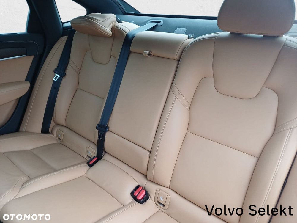 Volvo S90 - 18