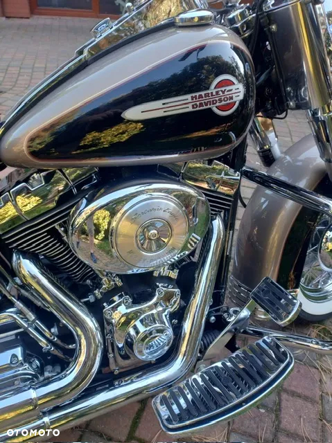 Harley-Davidson Softail Heritage Classic - 21