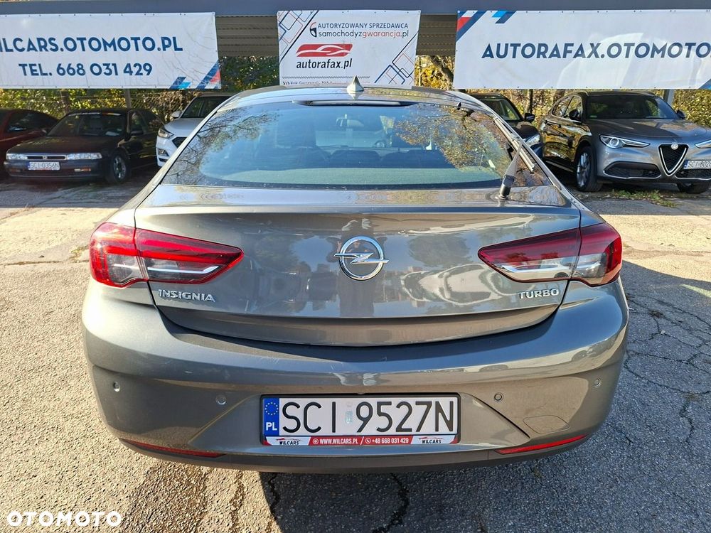 Opel Insignia 1.5 T Innovation S&S - 10