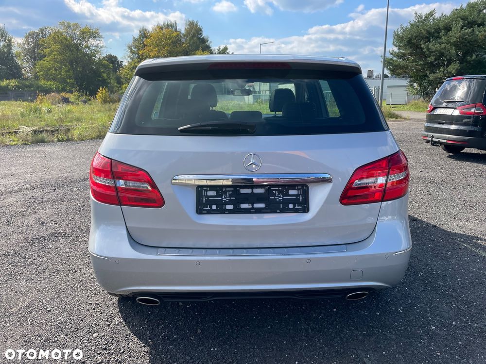 Mercedes-Benz Klasa B 200 CDI (BlueEFFICIENCY) - 9