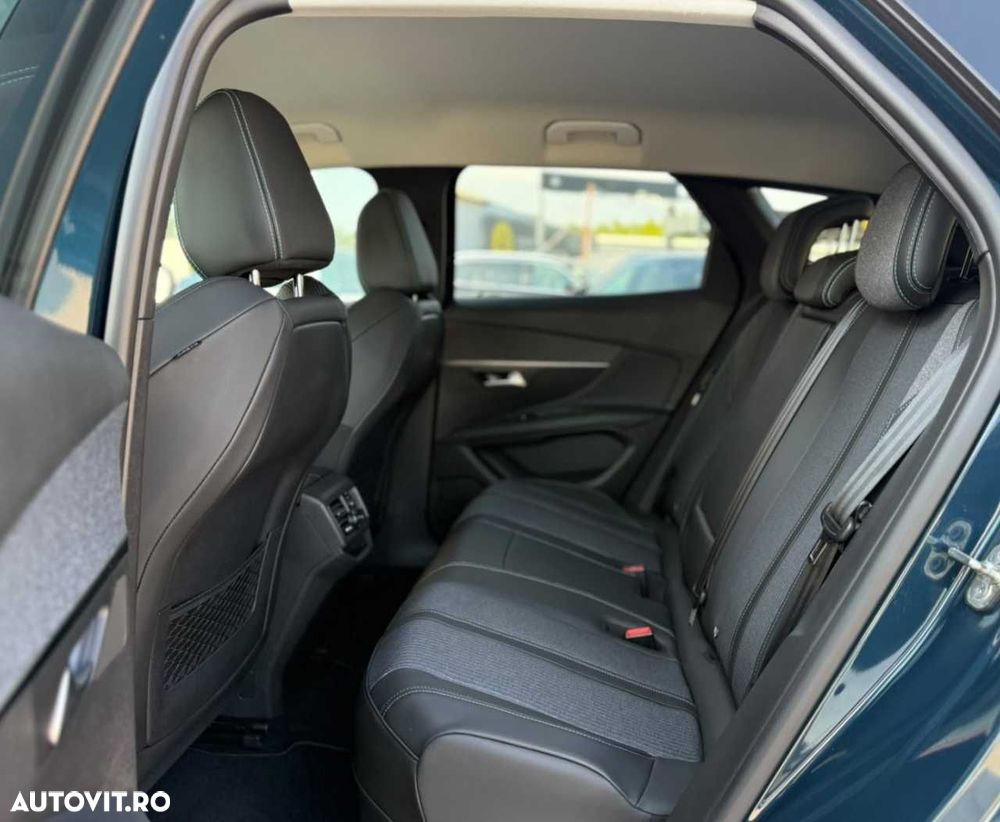 Peugeot 3008 - 18