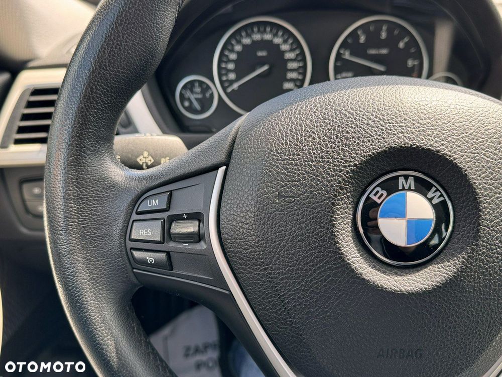 BMW 3GT 320d xDrive - 29