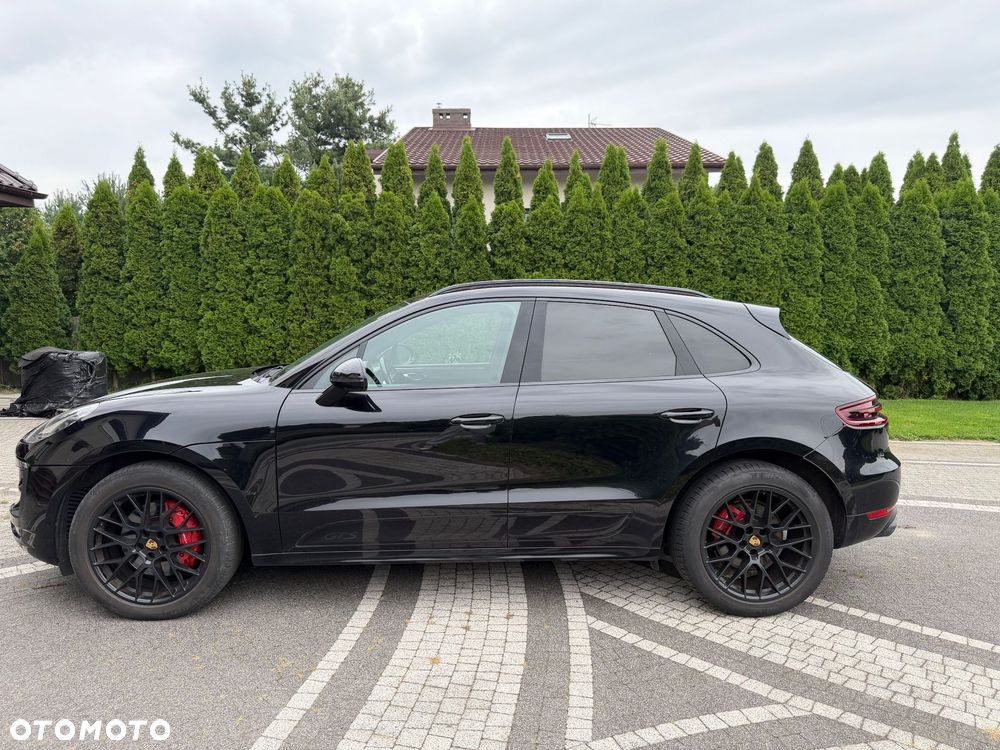 Porsche Macan - 2