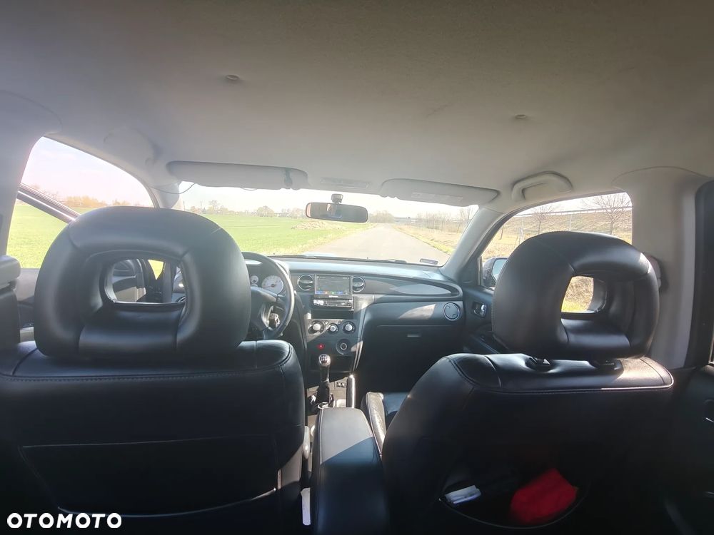 Mitsubishi Outlander 2.0 Turbo - 10