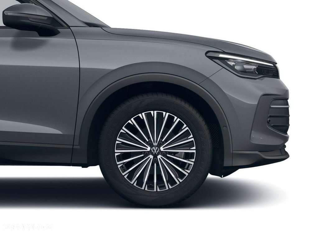Volkswagen Tiguan - 5