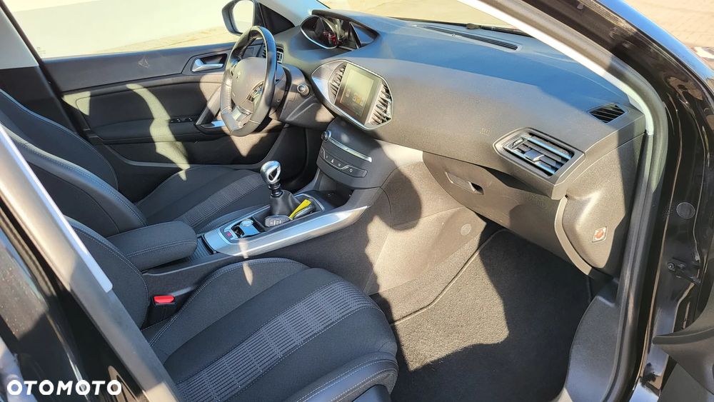 Peugeot 308 BlueHDi FAP 130 Stop & Start Allure - 7