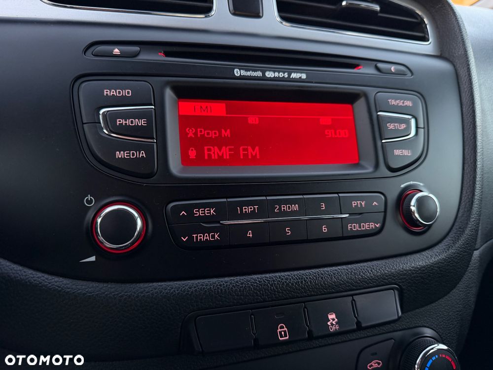 Kia Ceed - 20