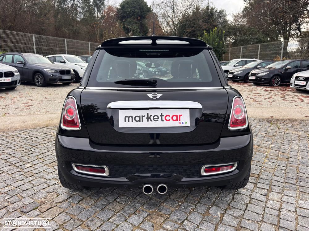 MINI 3 Portas Cooper SD - 12