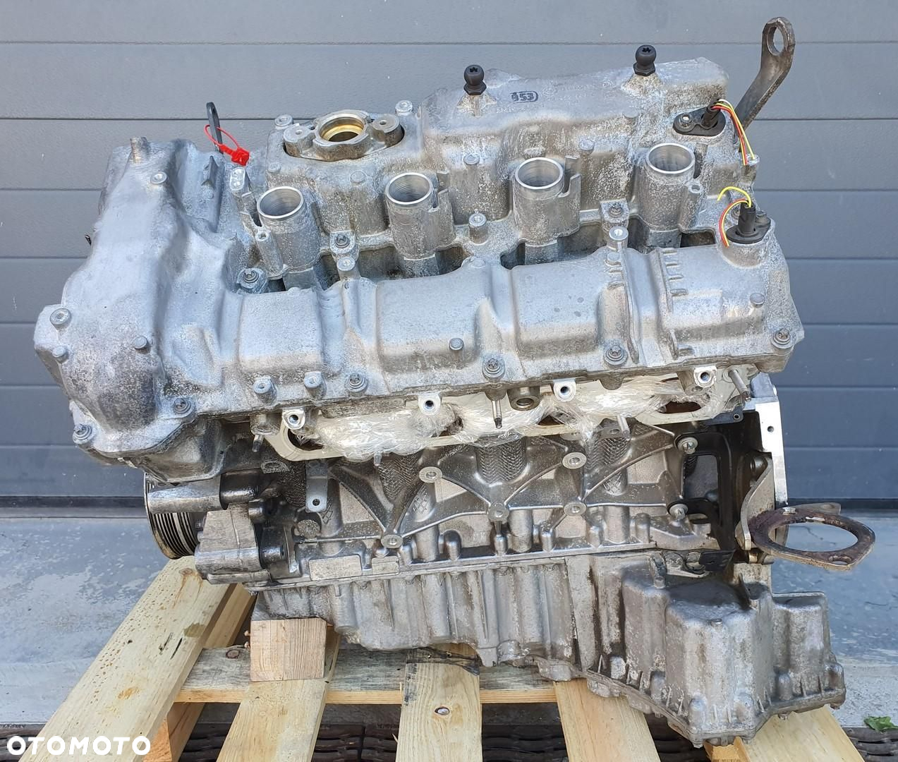 SILNIK N63B44A BMW 5 F10 F11 4.4 V8 - 3