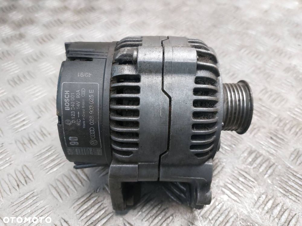 ALTERNATOR AUDI 80 B4 1.9 TDI  028903025E - 2