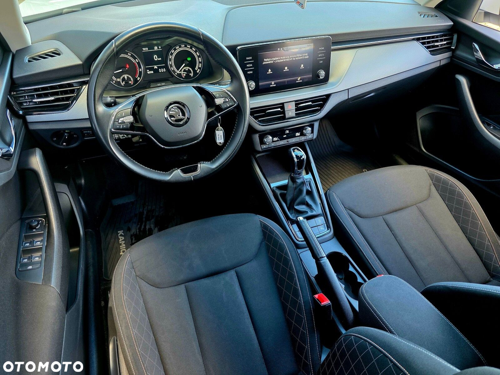 Skoda Kamiq 1.0 TSI Ambition DSG - 26