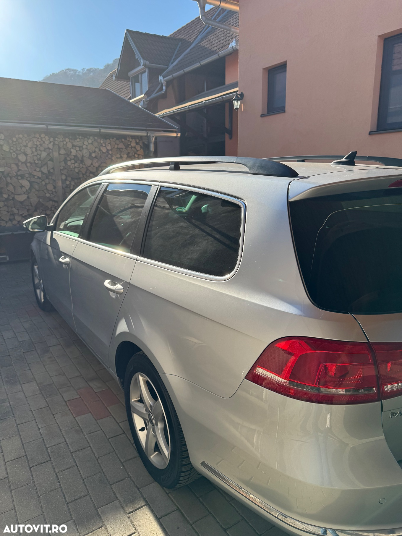 Volkswagen Passat Variant 2.0 Blue TDI SCR Comfortline - 4