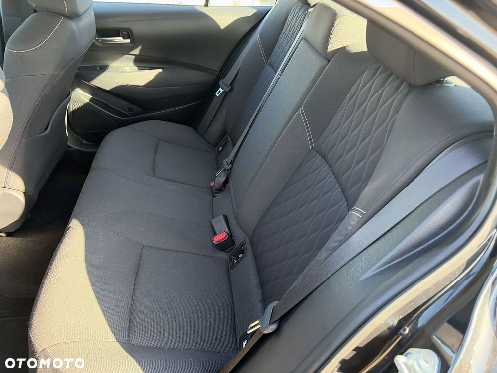 Toyota Corolla - 16