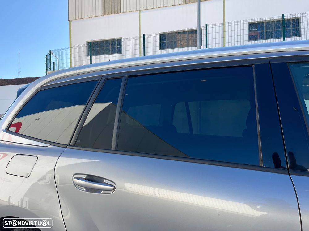 Citroën C4 PureTech 130 Stop&Start SHINE - 28