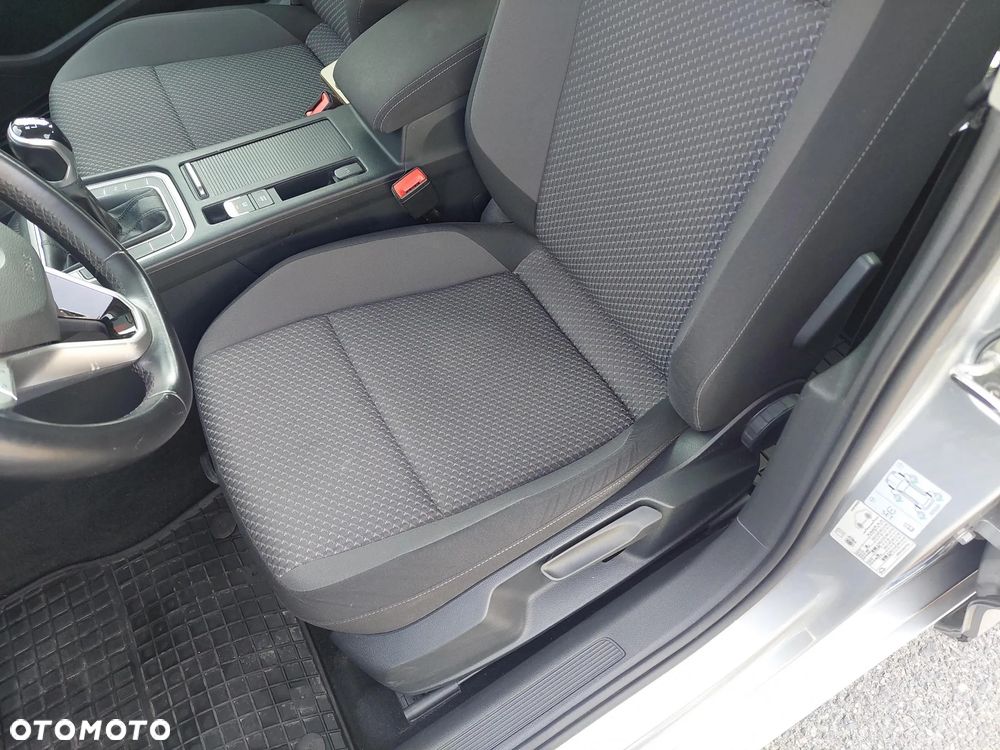 Volkswagen Passat 1.5 TSI EVO Trendline - 12