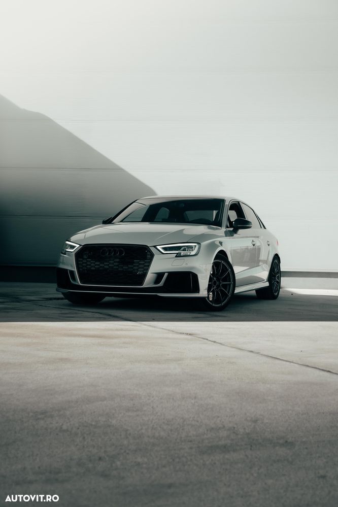 Audi RS3 - 2