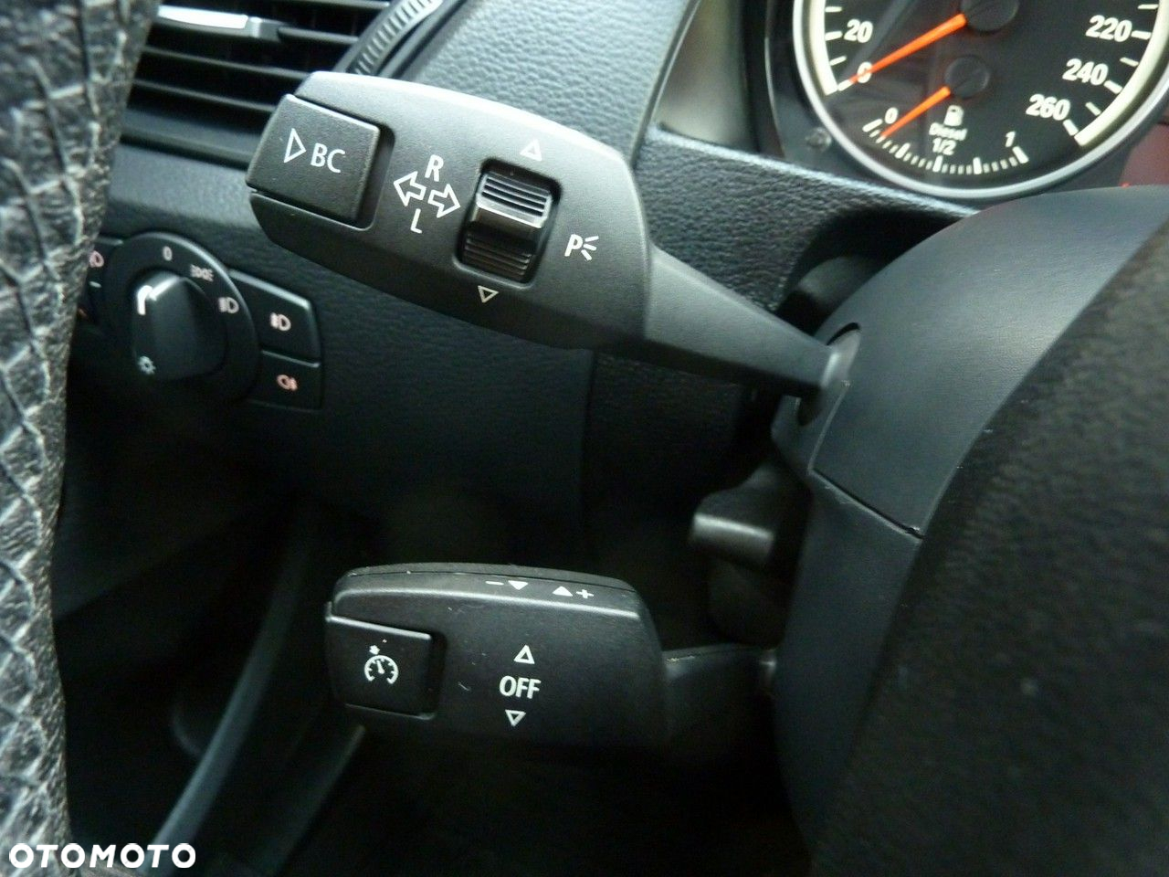 BMW X1 - 32