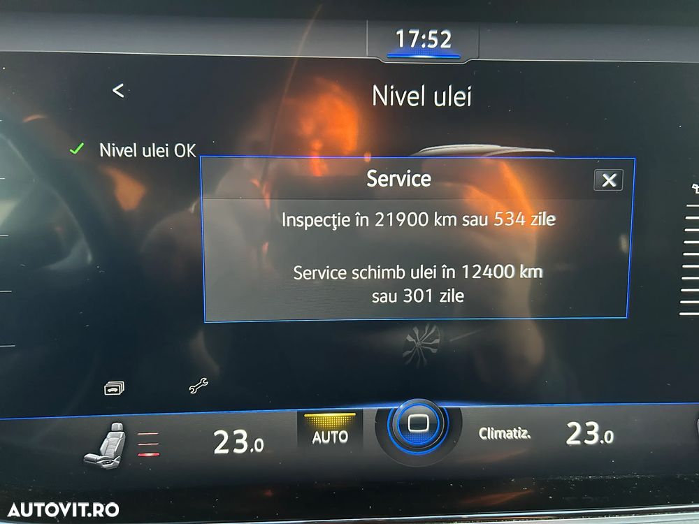 Volkswagen Touareg V6 TDI 4MOTION Elegance - 12