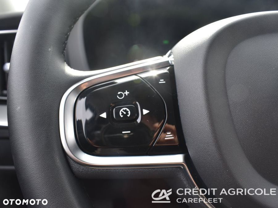 Volvo XC 60 B4 B Plus Bright - 23