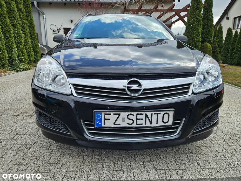 Opel Astra 1.6 Automatik Design Edition - 2