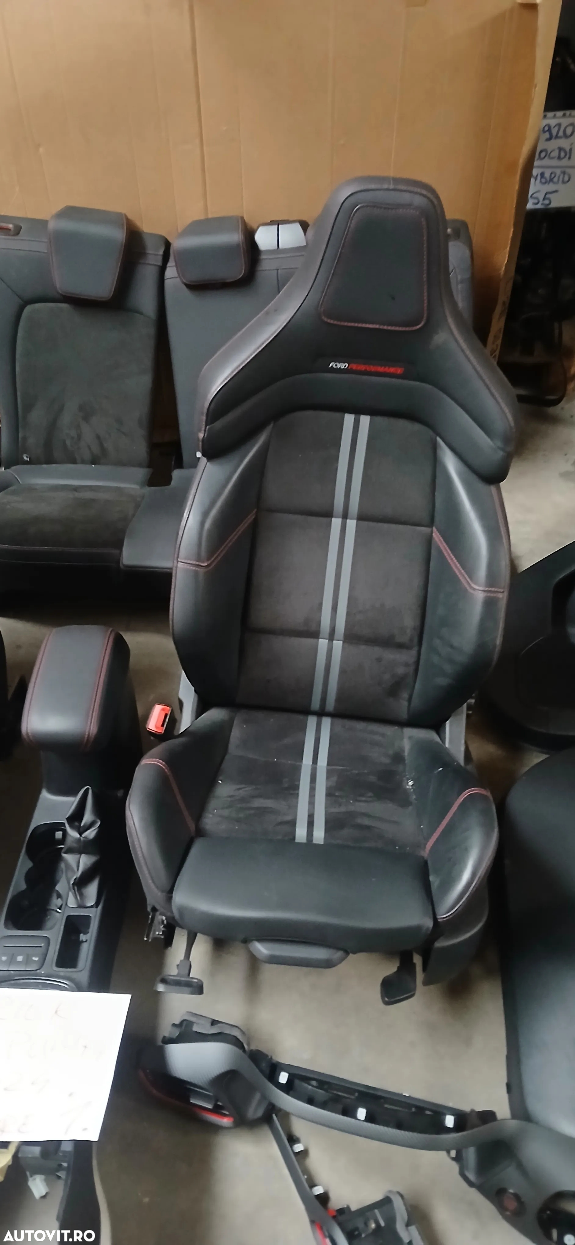 Interior de piele complet ST-LINE Ford Puma  2023 - 3