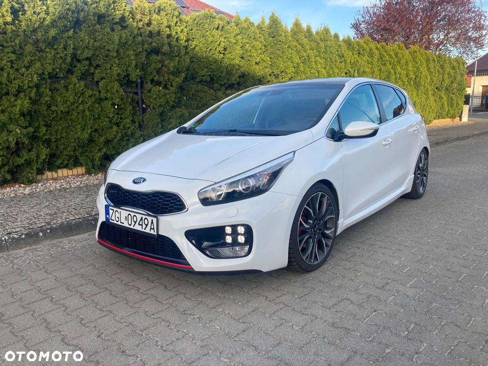 Kia Ceed 1.6 T-GDI GT XL - 1