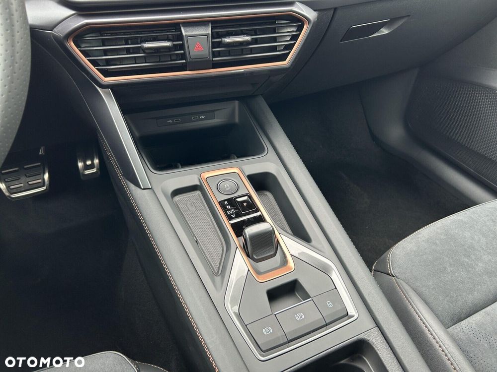 Cupra Formentor - 27