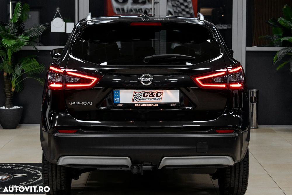 Nissan Qashqai 1.7 dCi Xtronic ALL-MODE 4x4i TEKNA - 7
