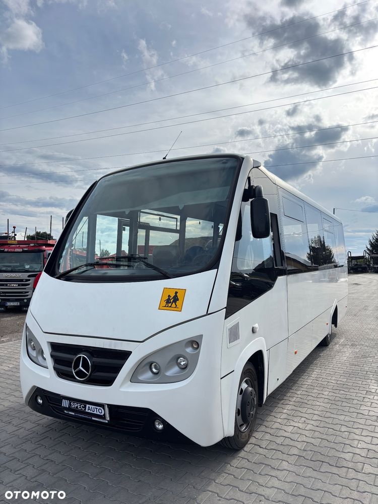 Mercedes-Benz Vario 816 - 1
