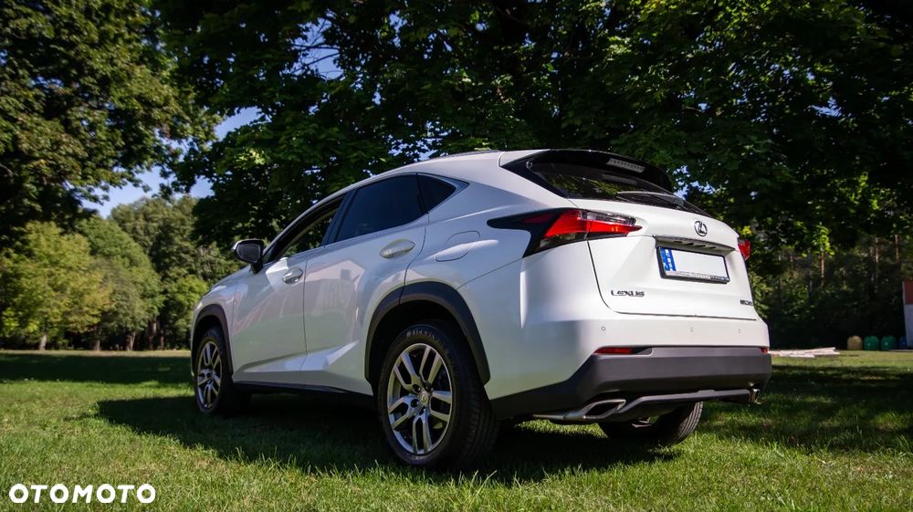 Lexus NX 200t Comfort AWD - 6