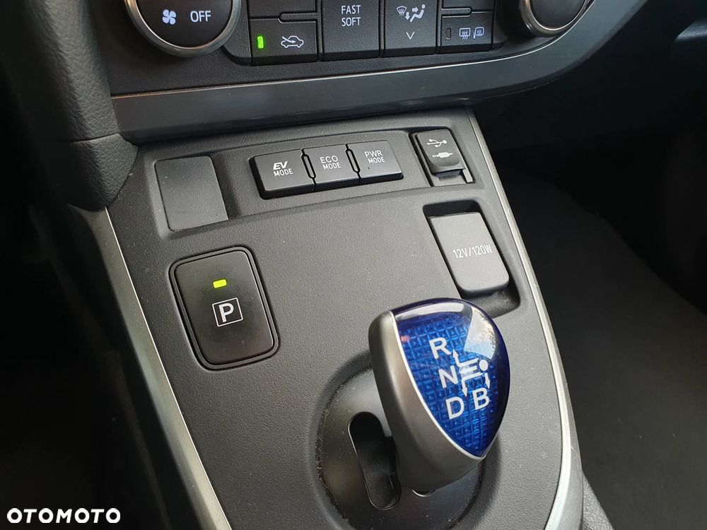 Toyota Auris 1.8 VVT-i Automatik Comfort - 14