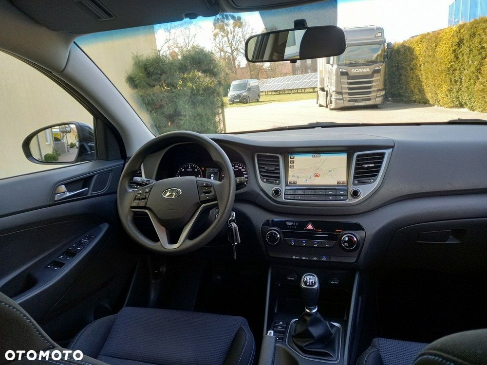 Hyundai Tucson blue 1.7 CRDi 2WD Trend - 25