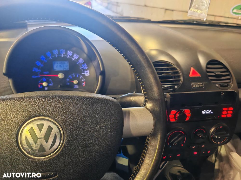 Volkswagen New Beetle 2.0 Automatik - 11