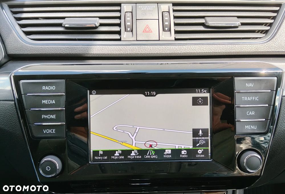 Skoda Superb 1.6 TDI DSG Ambition - 24