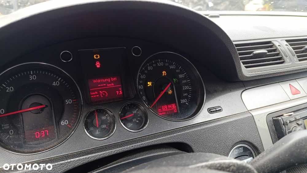 36040 VW Passat b6 model od 06-10 silnik 1.9 TDI 105 km BKC skrzynia HNV lakier LC9X - 12