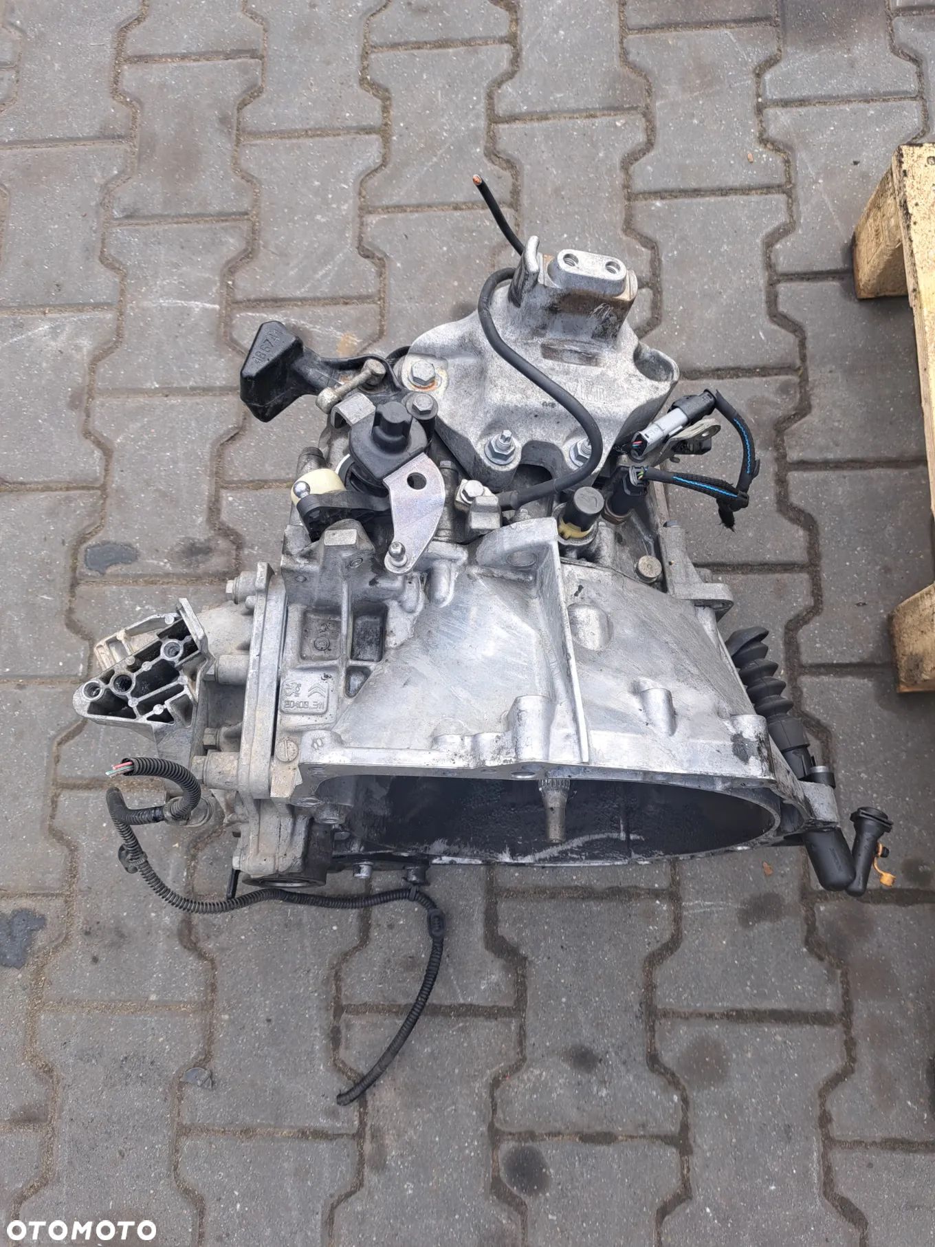 Peugeot 308 T9 skrzynia biegów 20mb41 1.6 bhdi c4 picasso II - 1