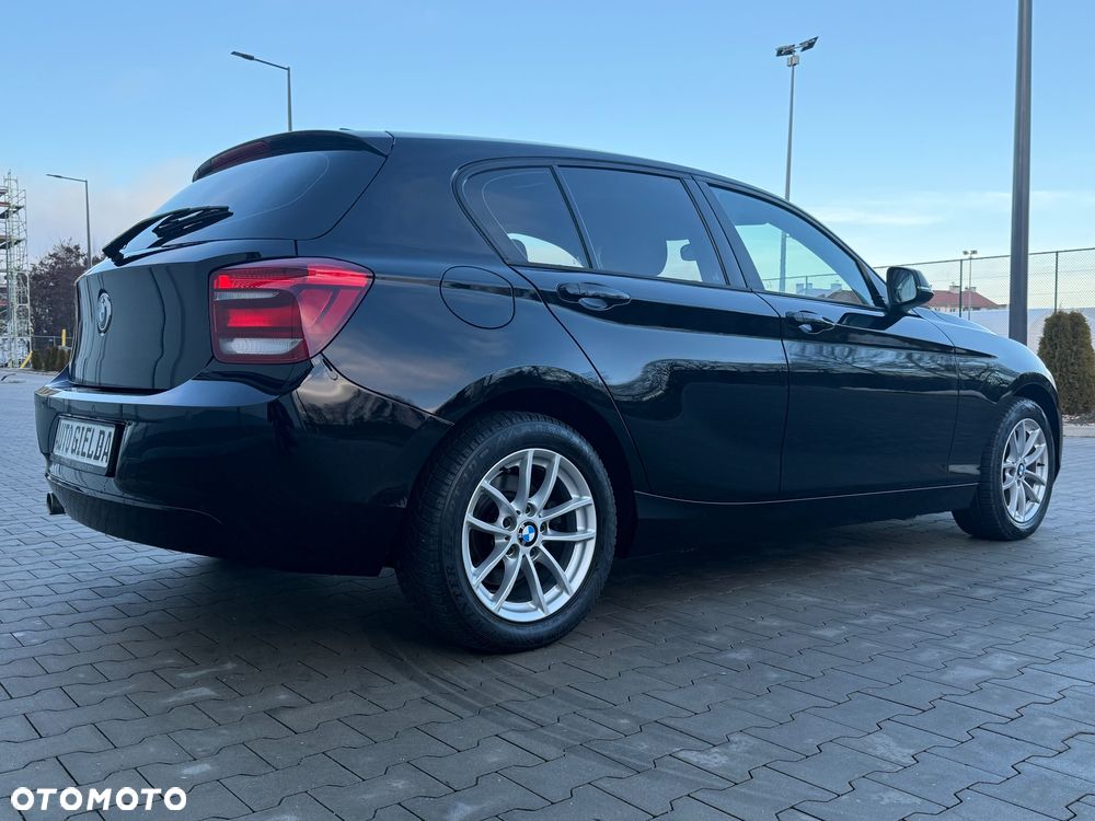 BMW Seria 1 118d - 26