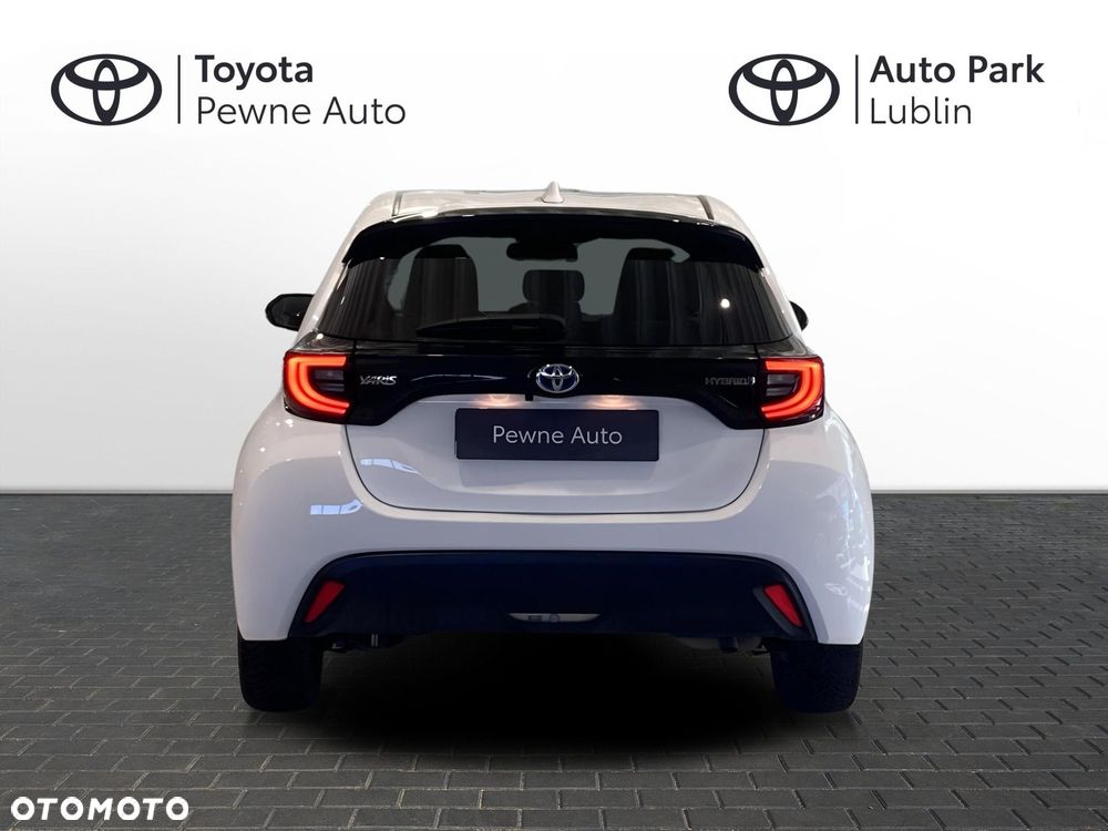 Toyota Yaris - 4