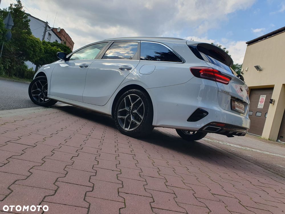 Kia Ceed 1.4 T-GDI OPF GT Line - 36