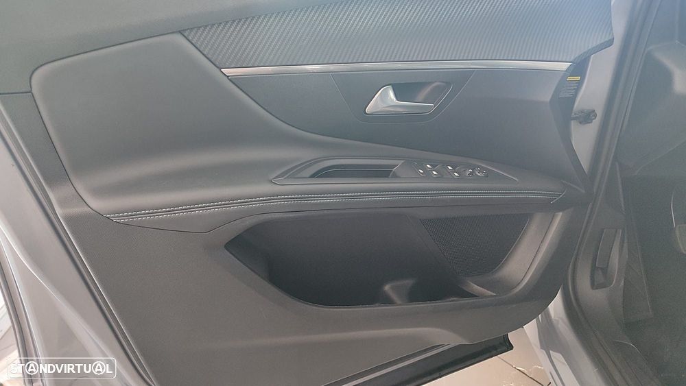 Peugeot 3008 1.5 BlueHDi Allure - 12