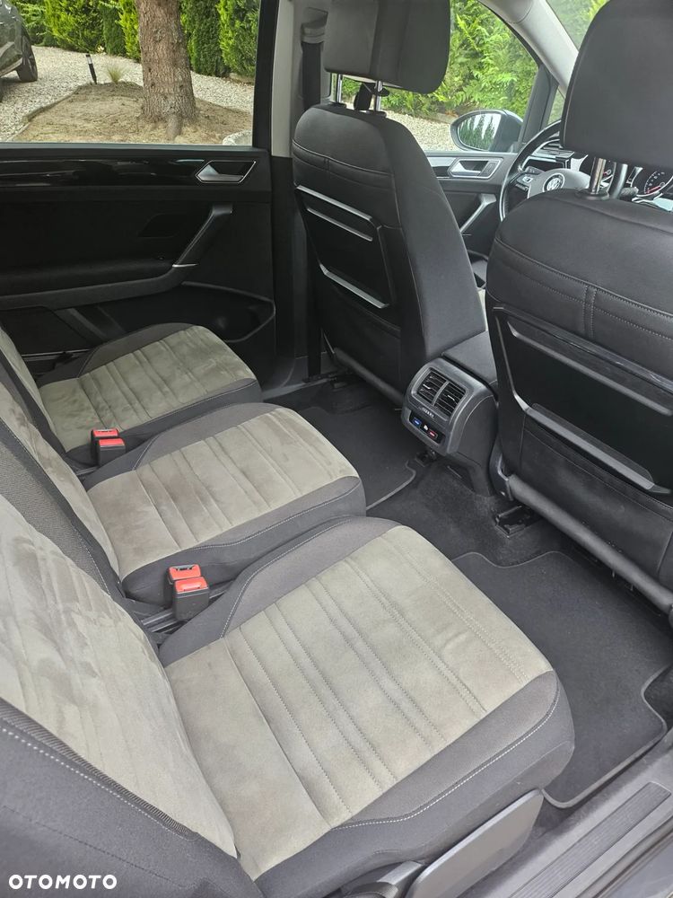 Volkswagen Touran 1.4 TSI BMT Comfortline DSG - 4