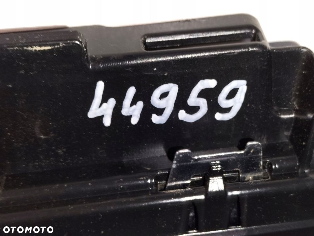 atrapa kratka grill mercedes e klasa w213 lift 20- elegance - 9